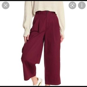 Madewell pleated wideleg pants in Burgandy